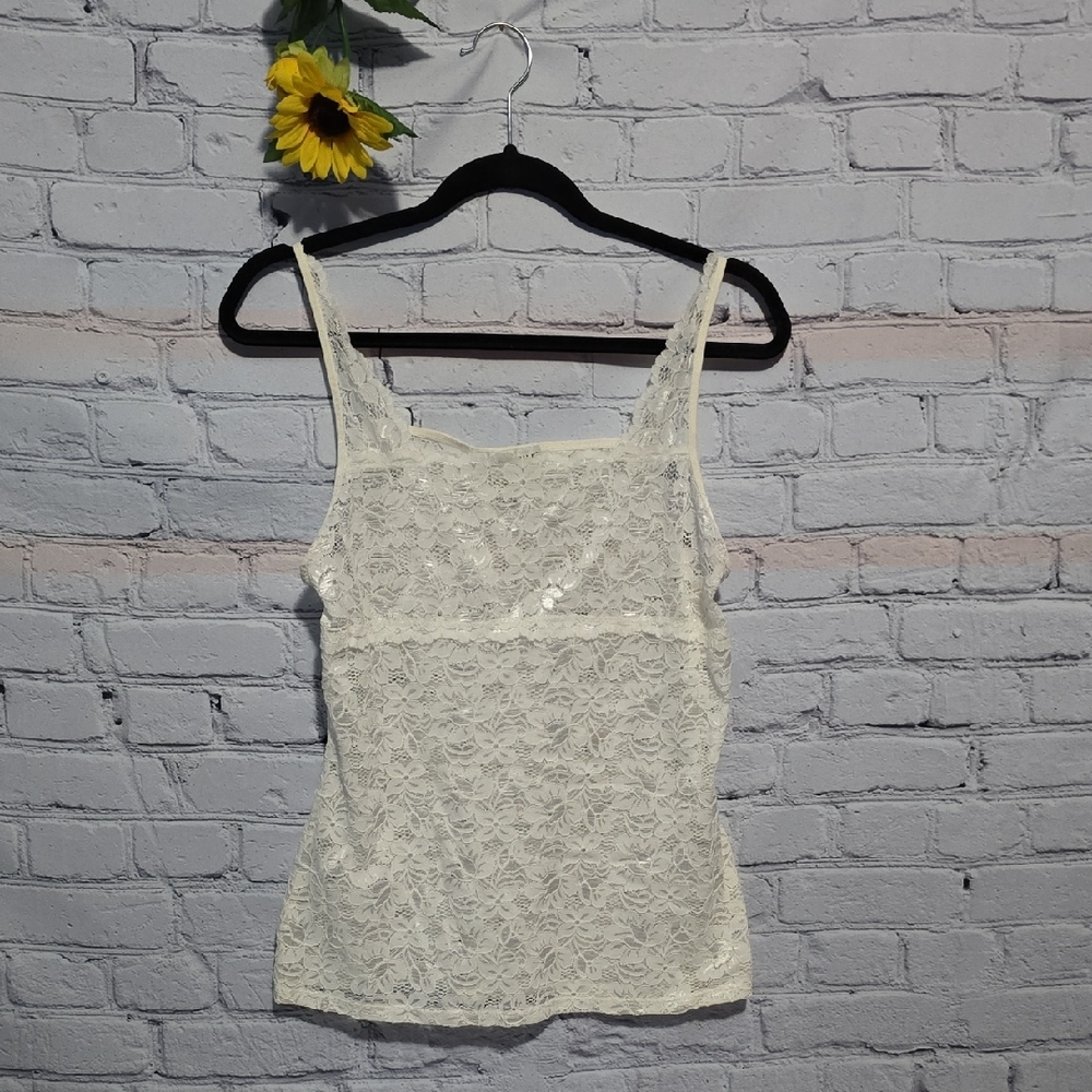 Cinema Etoule White Lace Fitted Camisole Sz L